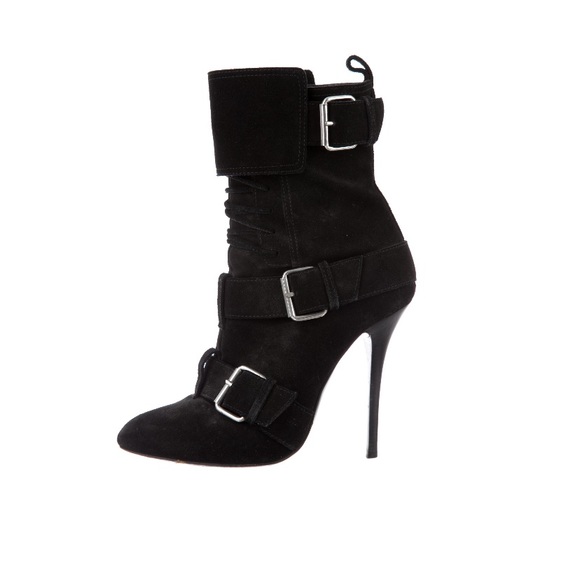 Giuseppe zanotti suede boots with gold buckle